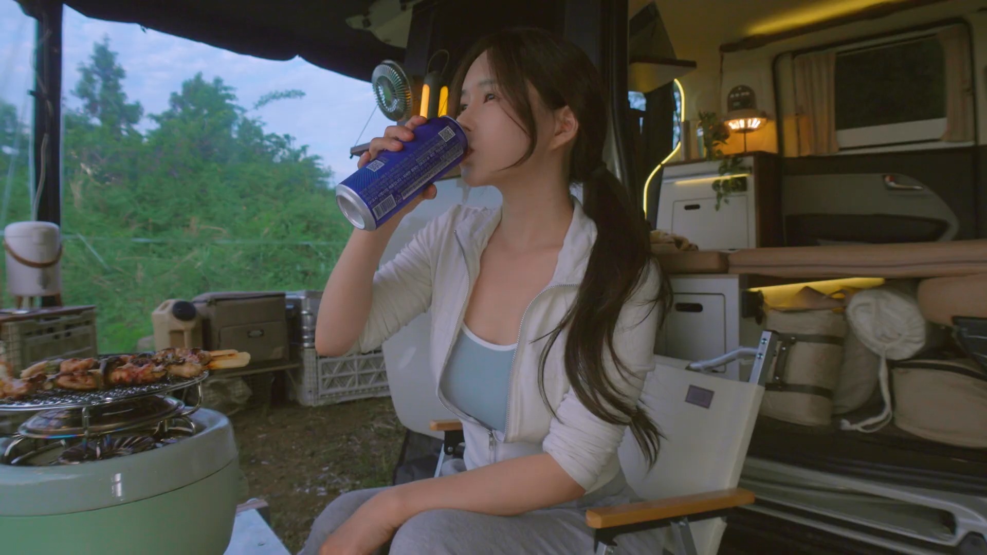 税收数据显示：刚需、健康、悦己成银发消费核心驱动力